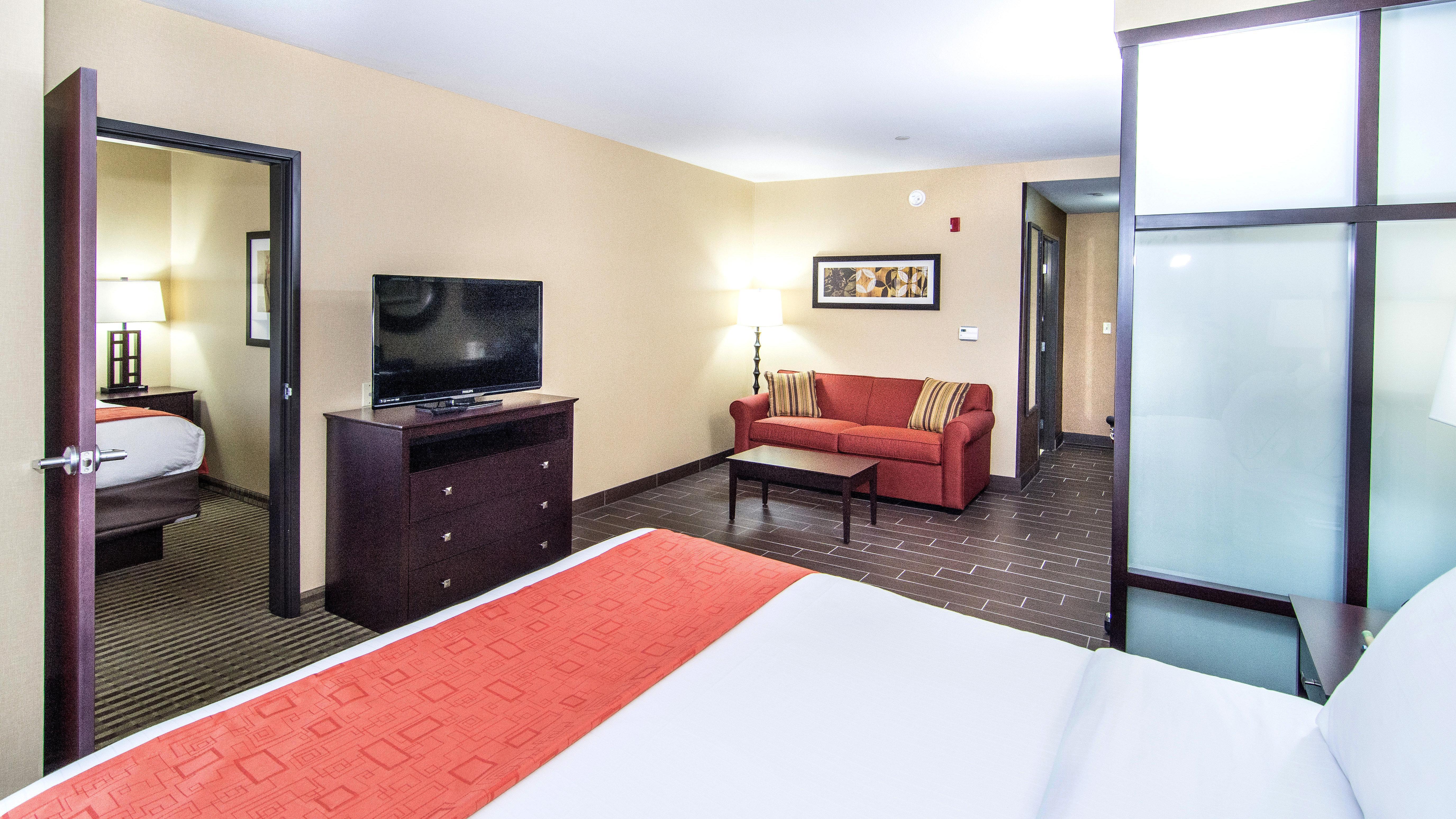Holiday Inn Express & Suites Elkton - University Area, An Ihg Hotel Exterior foto