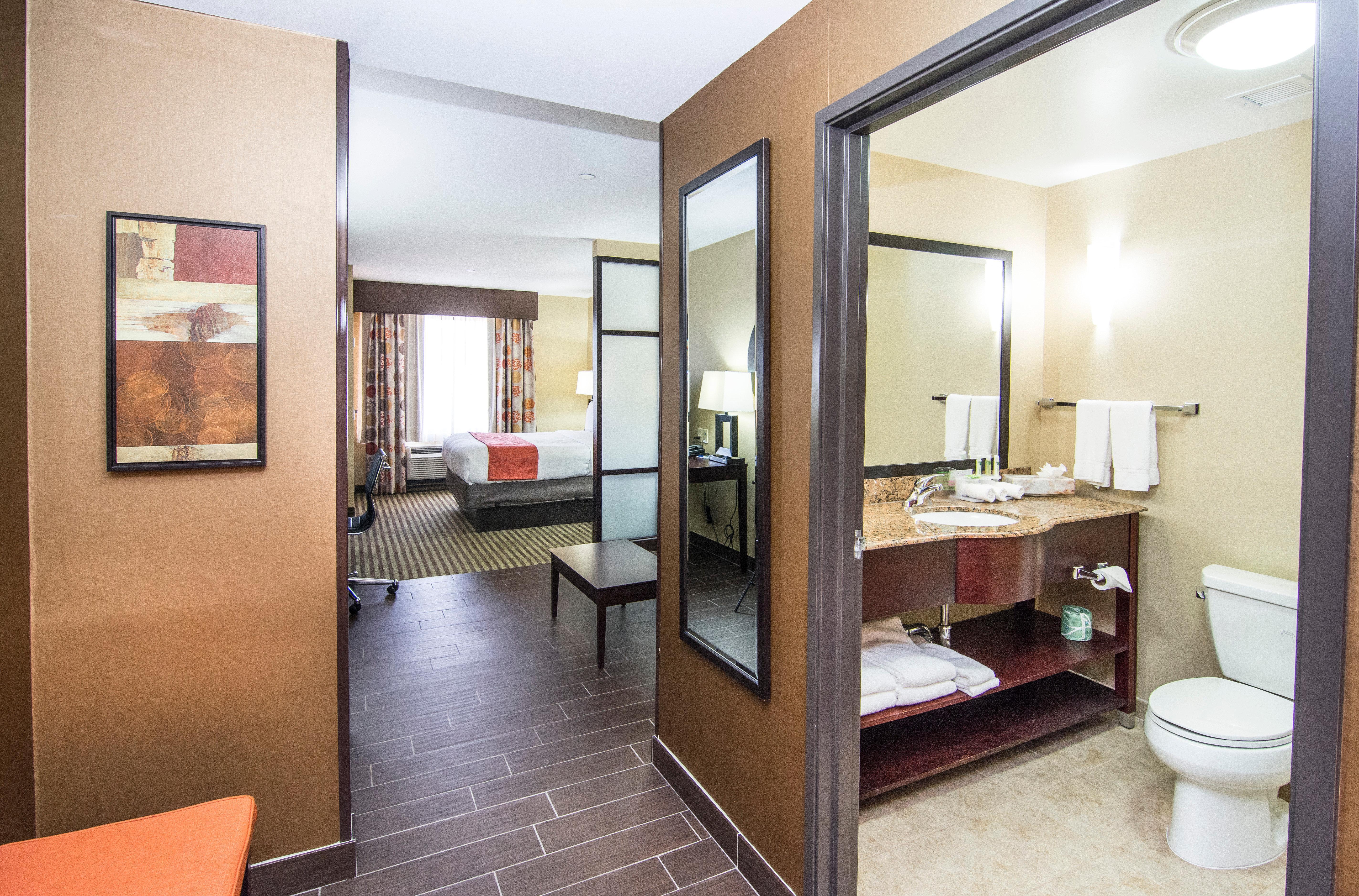 Holiday Inn Express & Suites Elkton - University Area, An Ihg Hotel Exterior foto
